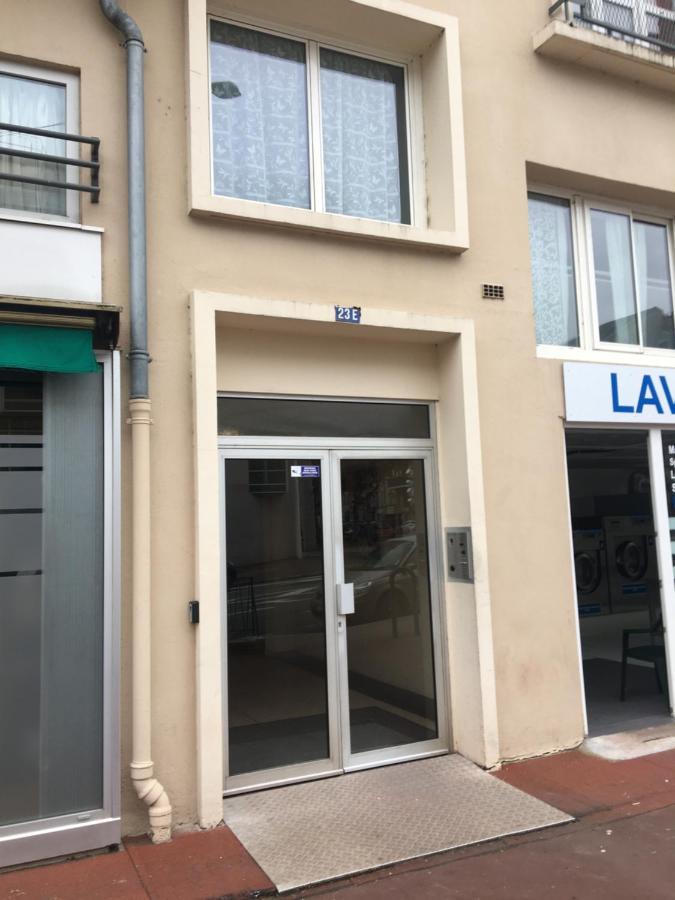 F2 En Centre Ville De Лимож Экстерьер фото
